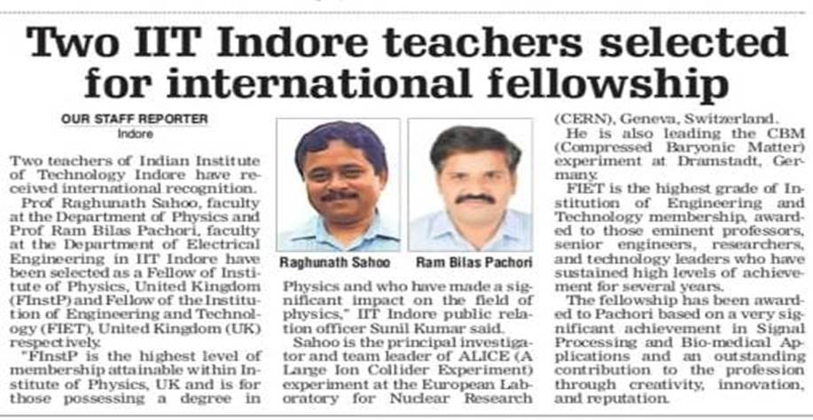 A person standing in front of a computer

Description automatically generated